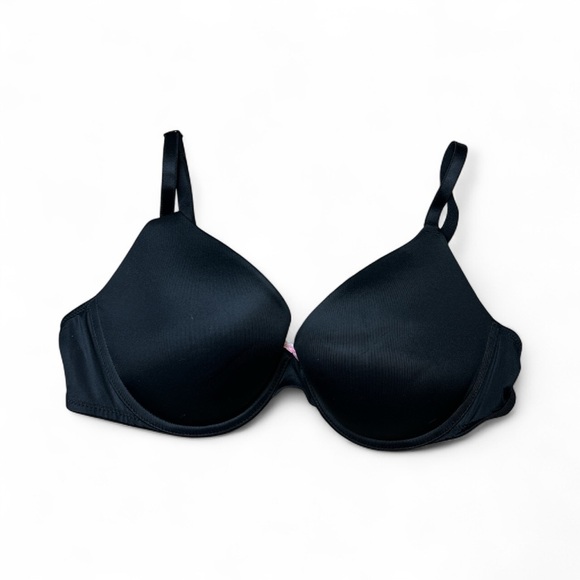 Other - NWT Pink Victoria Secret‎ push up bra size 34 C